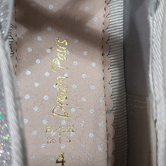 Dream Pairs Girls Ballet Flats Slip-on Shoes Iridescent Glittery Size 4 EUC - Picture 2 of 11